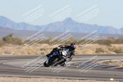 media/Dec-07-2025-CVMA (Sun) [[3e7d2de5dc]]/Race 10-Formula 40 Open/